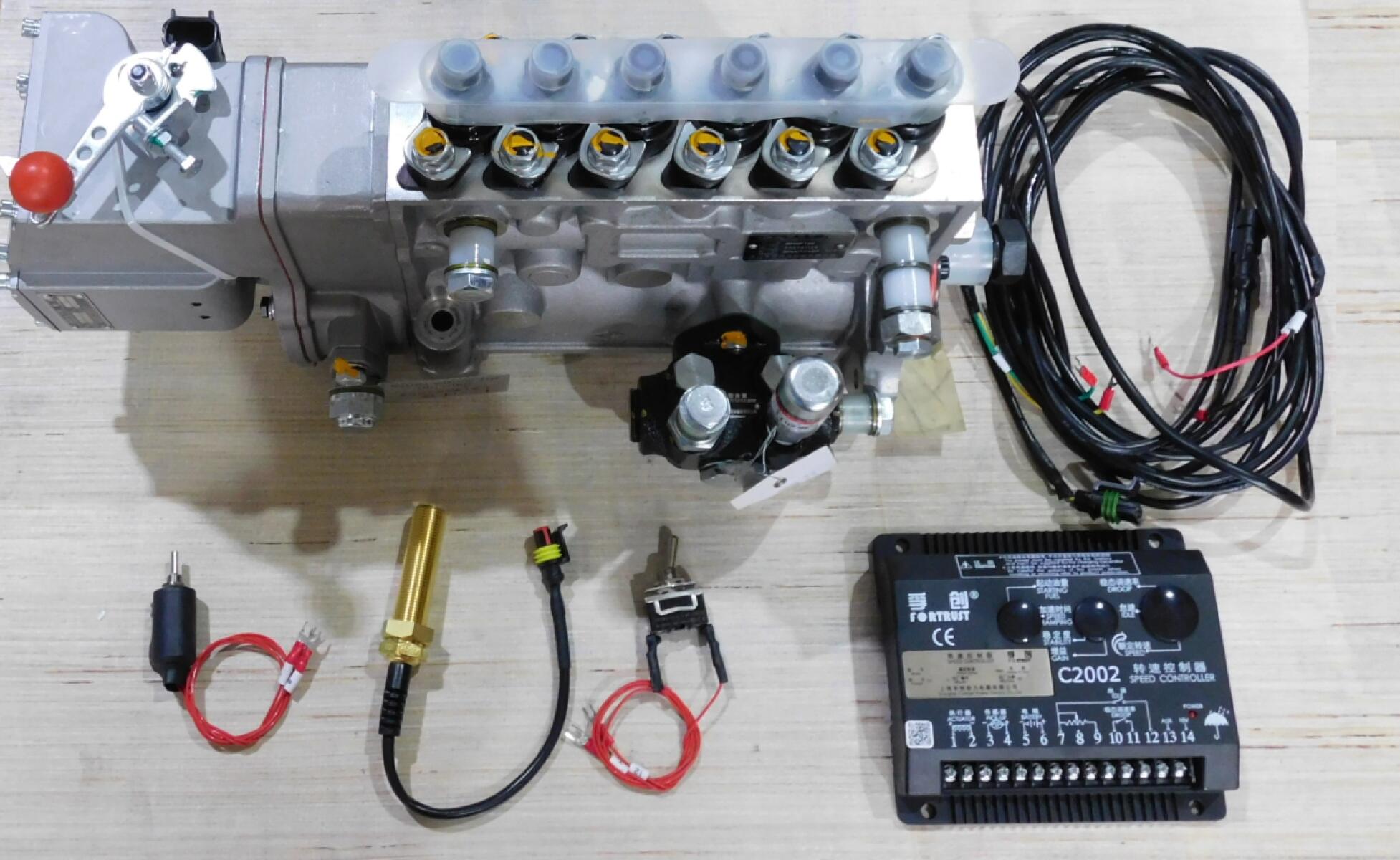 Насос топливный высокого давления с блоком управления SDEC SC7H230D2; TDS 155.168 6LTE/Fuel Injectio Насос топливный высокого давления с блоком управления SDEC SC7H230D2; TDS 155.168 6LTE/Fuel Injectio