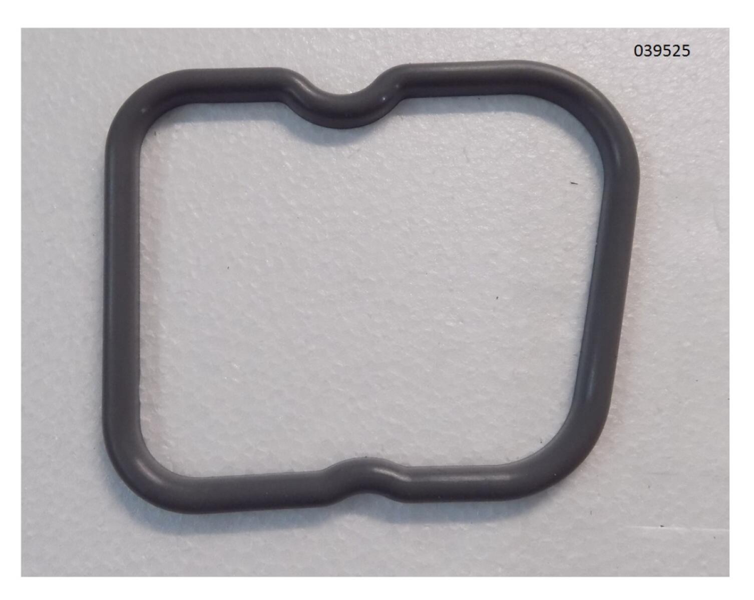 Прокладка крышки клапанов 6BTAA5.9-G2/GASKET,VALVE COVER (3930906) Прокладка крышки клапанов 6BTAA5.9-G2/GASKET,VALVE COVER (3930906)