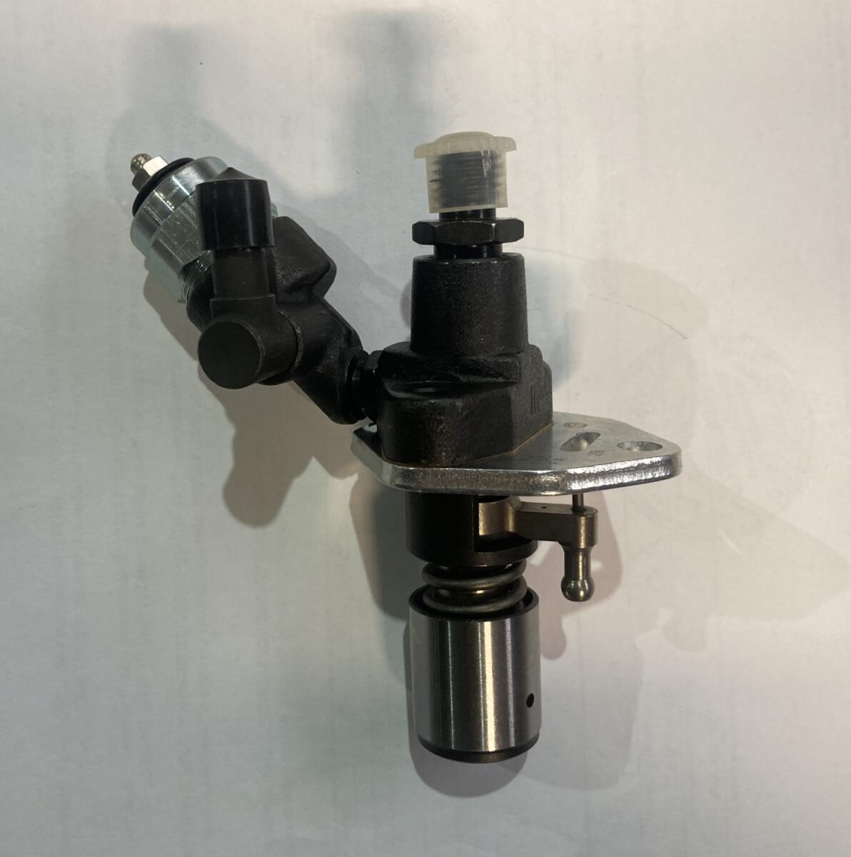 Насос топливный высокого давления с электроклапаном Diesel КМ186F/Fuel Injection Pump (KM186F-12000) Насос топливный высокого давления с электроклапаном Diesel КМ186F/Fuel Injection Pump (KM186F-12000)