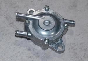 Насос топливный подкачивающий SGG 17000(..)-18000(..),2V90F (металлический) / Fuel pump metal (16700-A2910-0004) Насос топливный подкачивающий SGG 17000(..)-18000(..),2V90F (металлический) / Fuel pump metal (16700-A2910-0004)