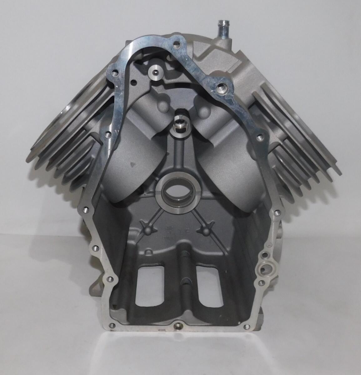 Блок цилиндров SGG 17000(..)-18000(..),2V90F Lf / Crankcase 2V90F (11110-A2910-0001) Блок цилиндров SGG 17000(..)-18000(..),2V90F Lf / Crankcase 2V90F (11110-A2910-0001)