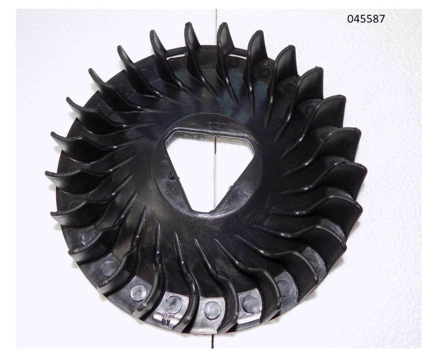 Крыльчатка маховика SGG 5000(..)-8000(..),KM190F,KM192F Km / Flywheel fan (03.10.19352-18801-00) Крыльчатка маховика SGG 5000(..)-8000(..),KM190F,KM192F Km / Flywheel fan (03.10.19352-18801-00)