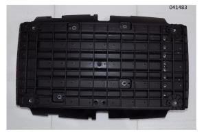 Панель кожуха пластиковая нижняя (дно) SGG 1800Si-2400Si,KM148F,KM152F / Casing panel plastic lower (bottom) (04.14.35700-200002-H1) Панель кожуха пластиковая нижняя (дно) SGG 1800Si-2400Si,KM148F,KM152F / Casing panel plastic lower (bottom) (04.14.35700-200002-H1)