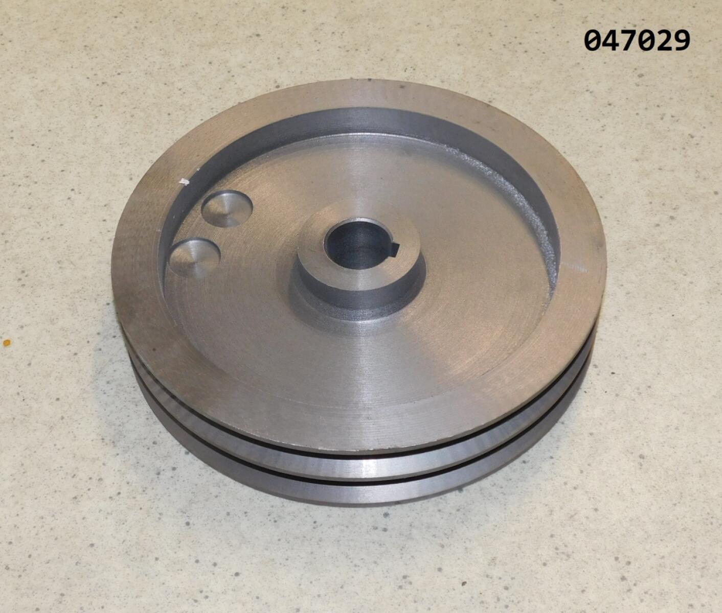 Шкив (28х210х42х2В) вала электродвигателя TSS GQ 40N/Motor pulley GQ 40N, №41 Шкив (28х210х42х2В) вала электродвигателя TSS GQ 40N/Motor pulley GQ 40N, №41