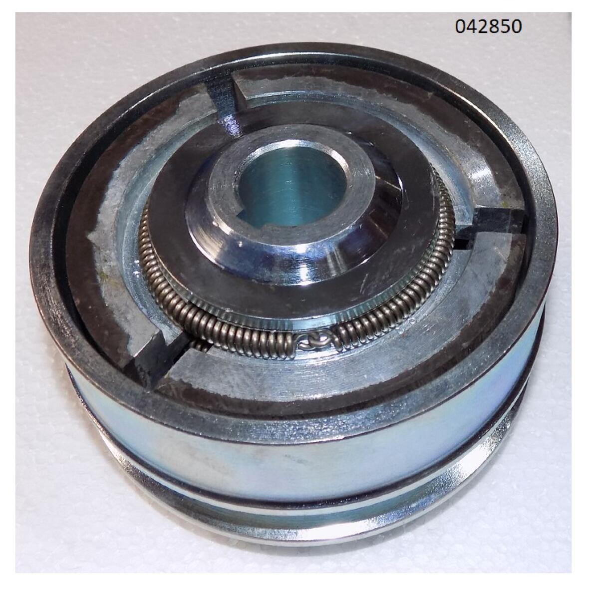 Муфта центробежная (25х128х75/1В) TSS-CP-350/Clutch Assy №36 (2304-08000-1) Муфта центробежная (25х128х75/1В) TSS-CP-350/Clutch Assy №36 (2304-08000-1)
