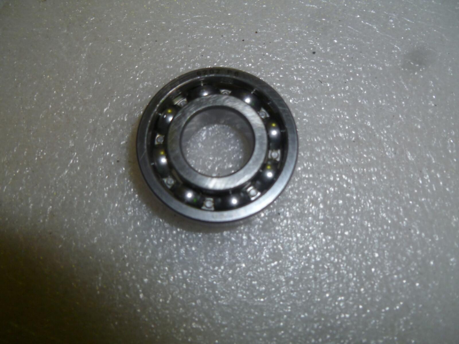 Подшипник шариковый вала балансирного SGG 5000 Lb / Radial ball bearing (6202) Подшипник шариковый вала балансирного SGG 5000 Lb / Radial ball bearing (6202)