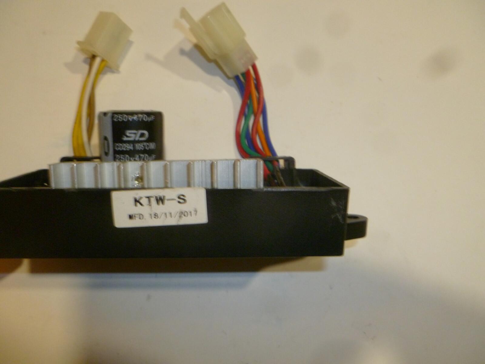 Регулятор напряжения (АВР сварки)/AVR (01005,KTW-S) Регулятор напряжения (АВР сварки)/AVR (01005,KTW-S)