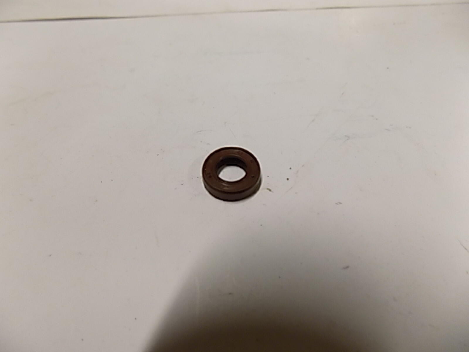 Сальник вилки привода ТНВД / Oil seal (S170F-11008)