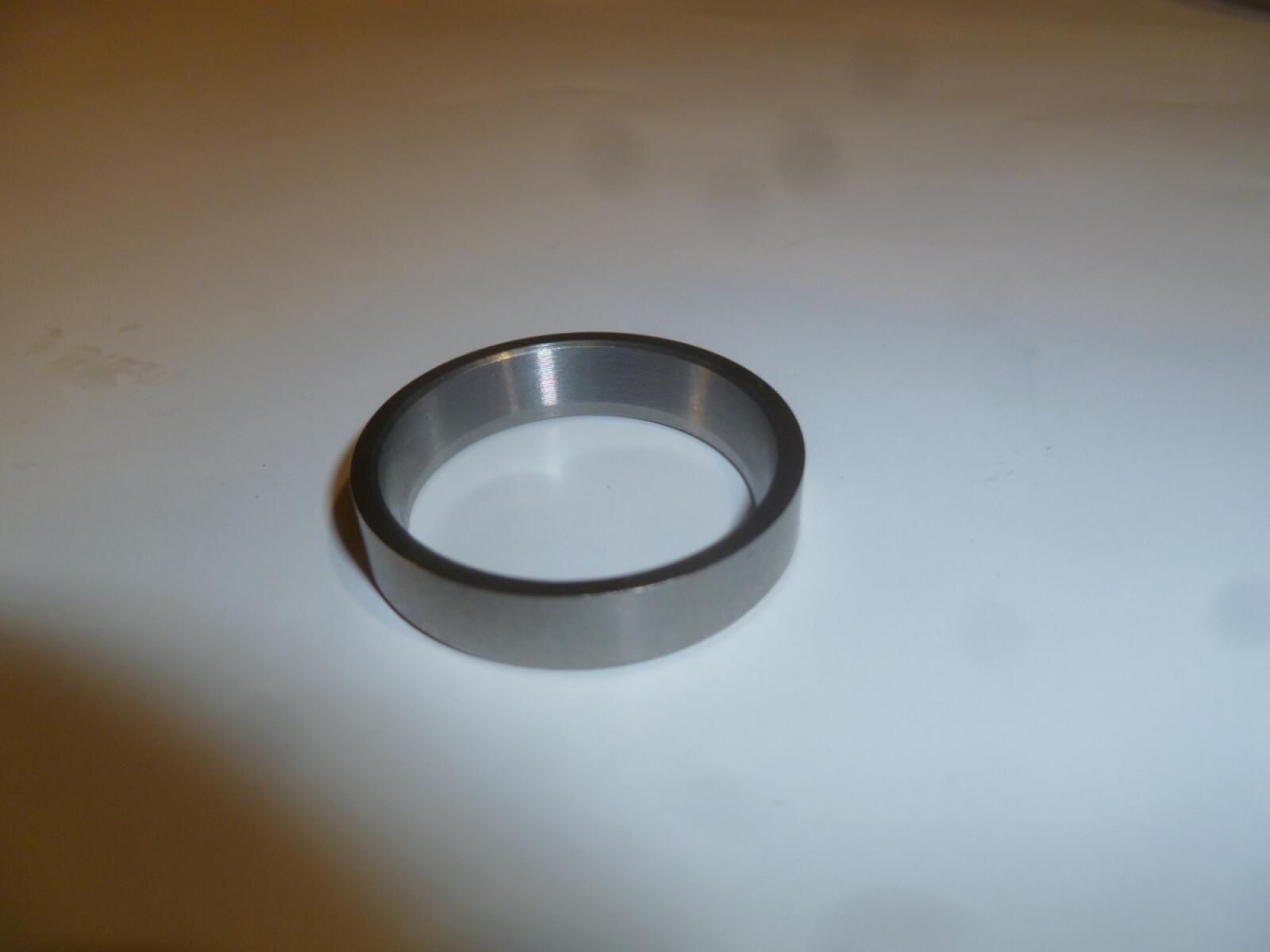 Седло клапана выпускного TDQ 20 4L/Exhaust valve seat (2409000310800) Седло клапана выпускного TDQ 20 4L/Exhaust valve seat (2409000310800)
