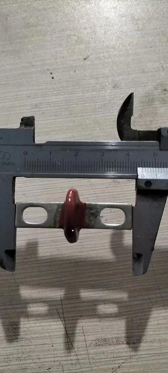 Варистор SA -200/Varistor Варистор SA -200/Varistor