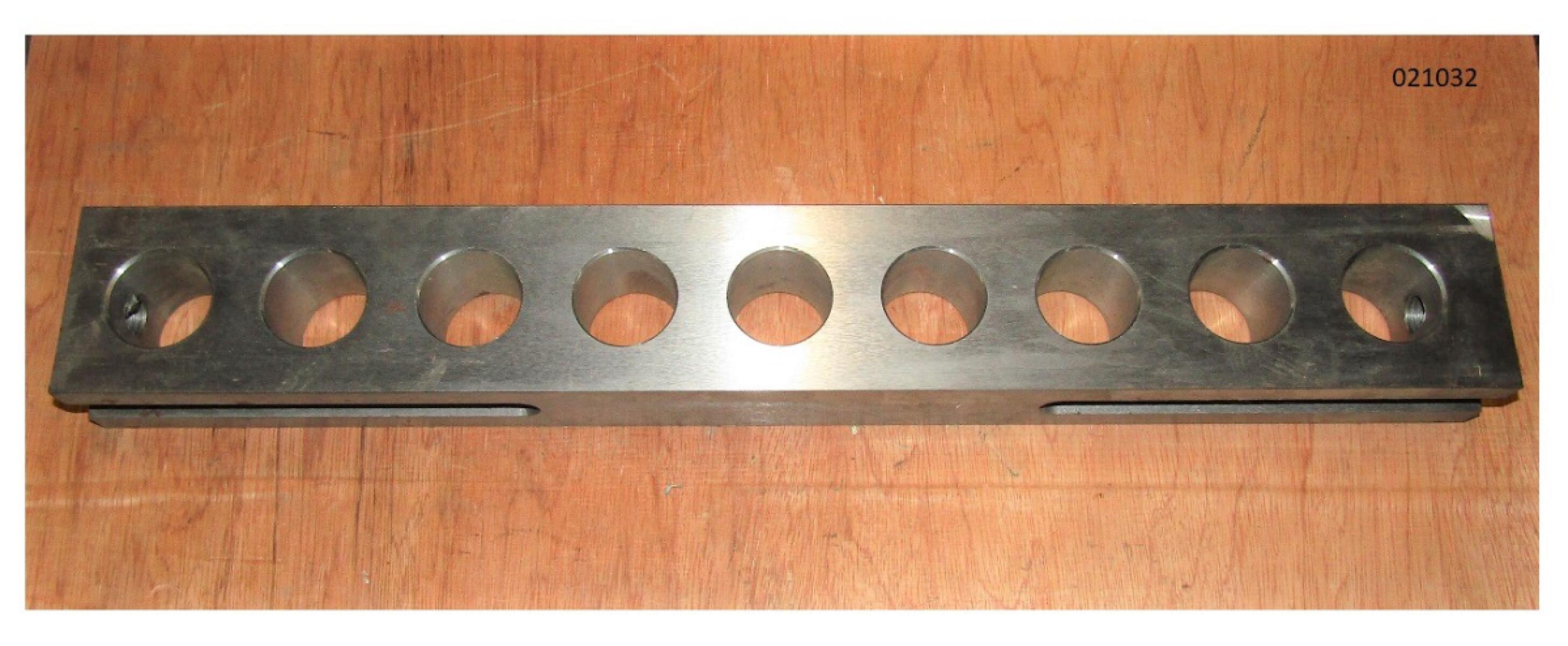 Рейка гибки арматуры TSS GW 42A/square bar, №49 (60000207) Рейка гибки арматуры TSS GW 42A/square bar, №49 (60000207)
