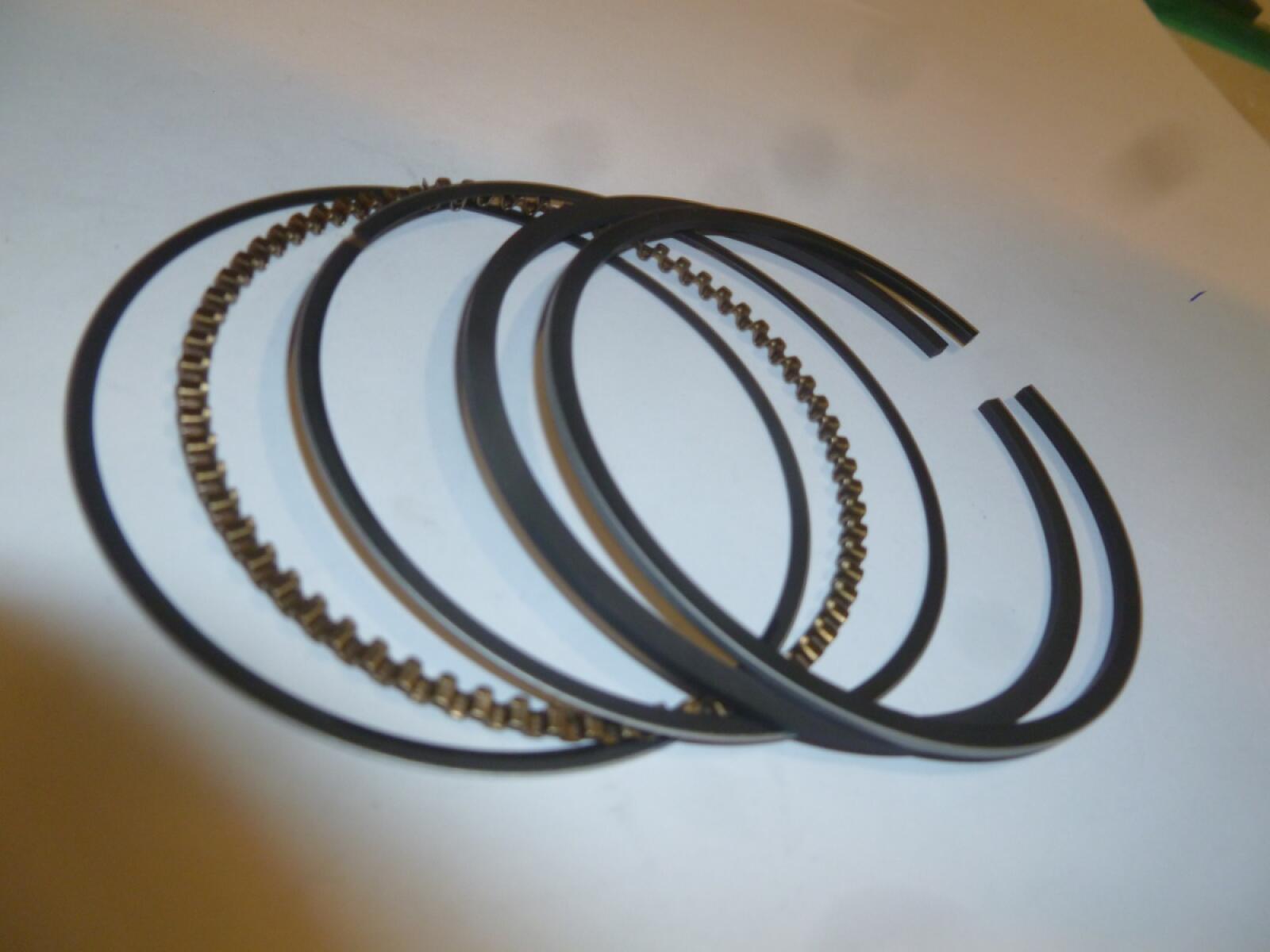 Кольца поршневые комплект (1,5х1,5х2,5мм) 170F/Piston rings assy (20084-00006-00)