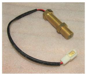 Датчик оборотов двигателя Ricardo R6105BZLDS1;TDK 56-170 6LT (M18х68) / Engine speed sensor Датчик оборотов двигателя Ricardo R6105BZLDS1;TDK 56-170 6LT (M18х68) / Engine speed sensor